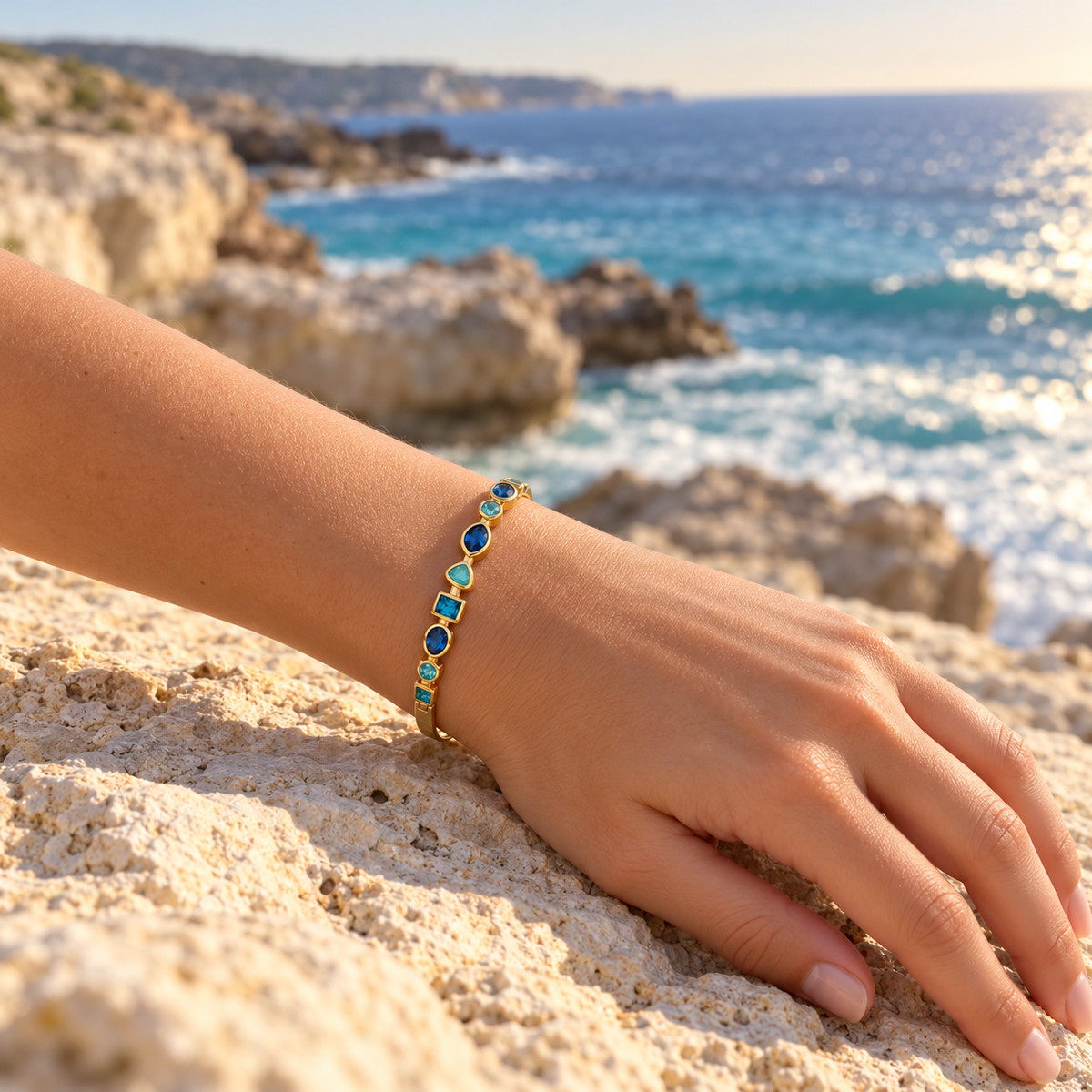 Soleil Ocean Blue Zircon Bangle
