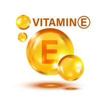Vitamin E for hot flashes and to reduce menopause symptoms with our menopause shake